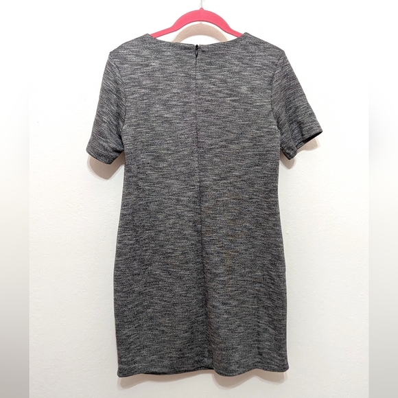 Old Navy Gray Shift Dress - Picture 2 of 2